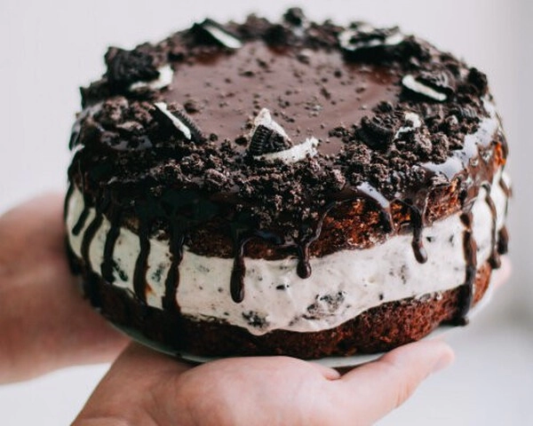 preljev za torte s mlijecnom ili tamnom cokoladom